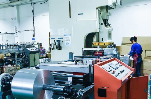 Inovácie PE lepiacej fólie: Zlepšenie čerstvosti a zníženie potravinového odpadu